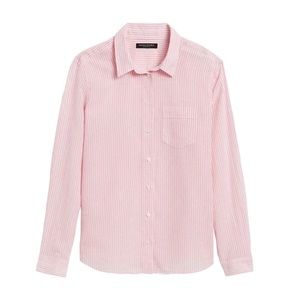 Banana Republic Straight-Fit Button Up Shirt